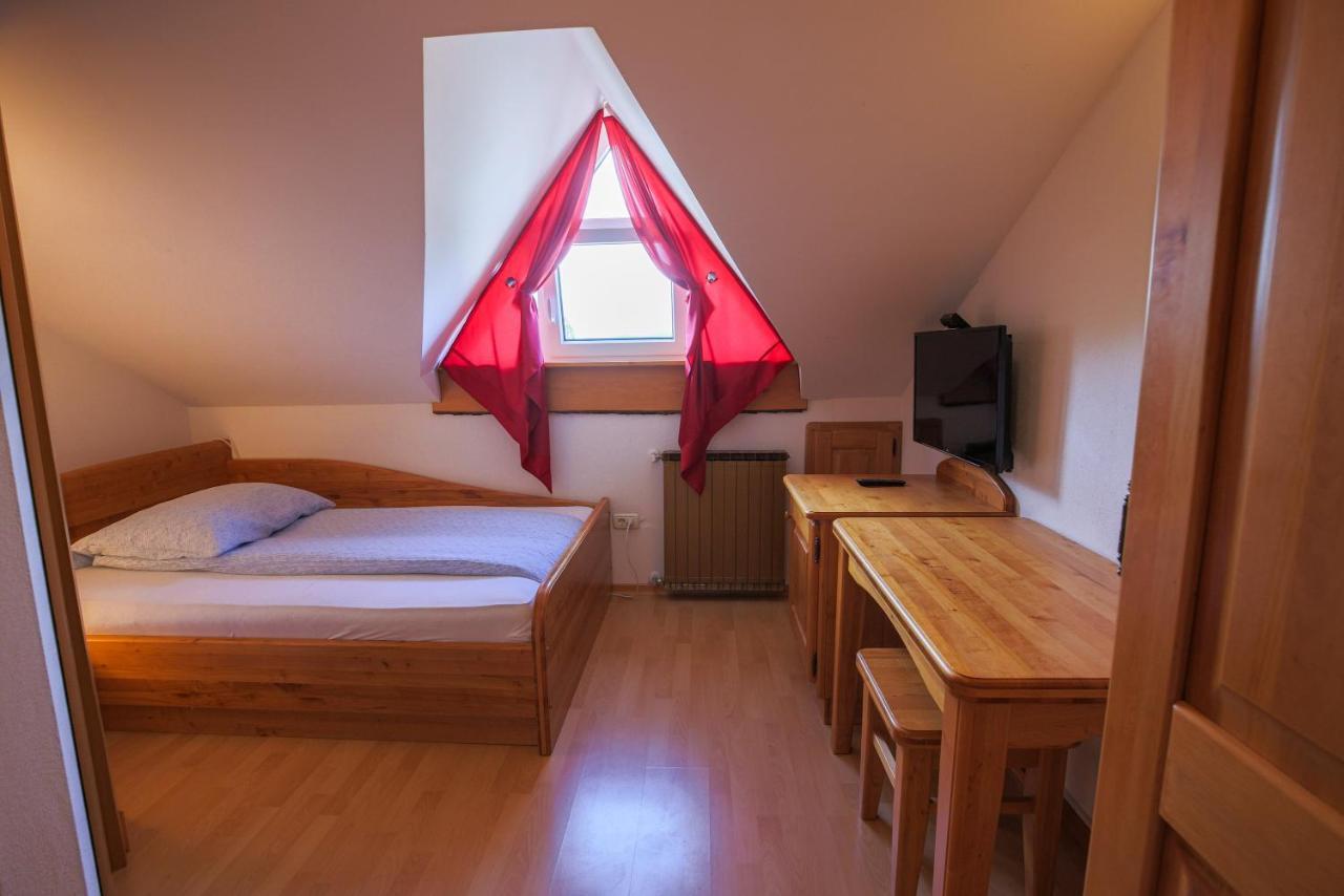 Villa Domacija Malnarjevi à Villa Slavina Extérieur photo